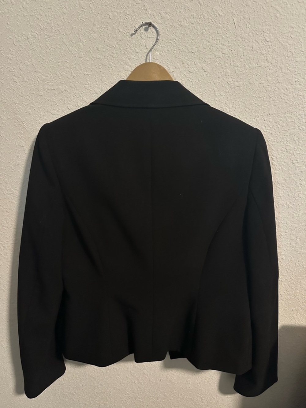Calvin Klein Black Women's Cropped Blazer + Skirt - Picture 3 of 5
